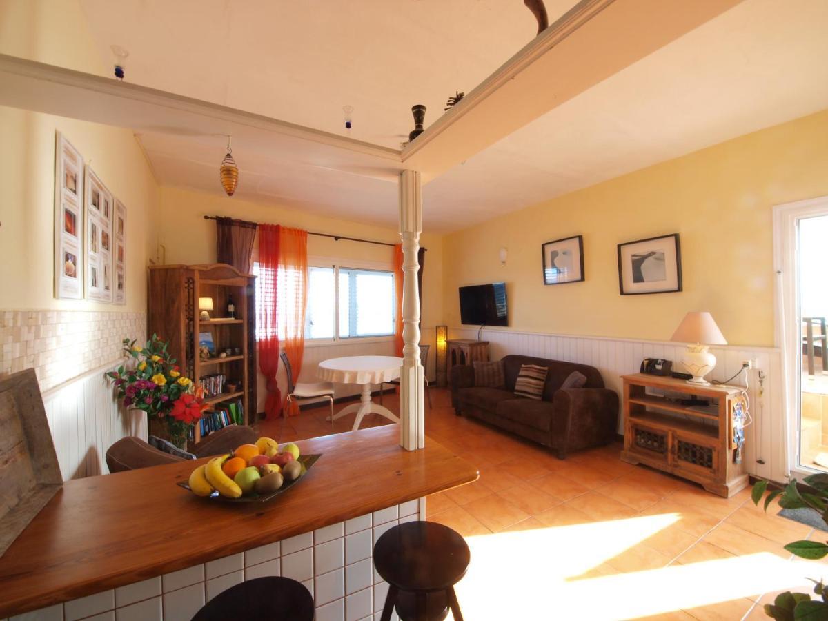 Sunrise Directly At The Sea Apartment La Mareta Bagian luar foto